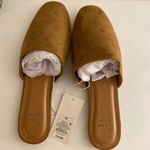 Beige slide on mules